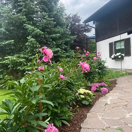 Schwanennest Am Chiemsee * 基姆湖畔贝尔瑙